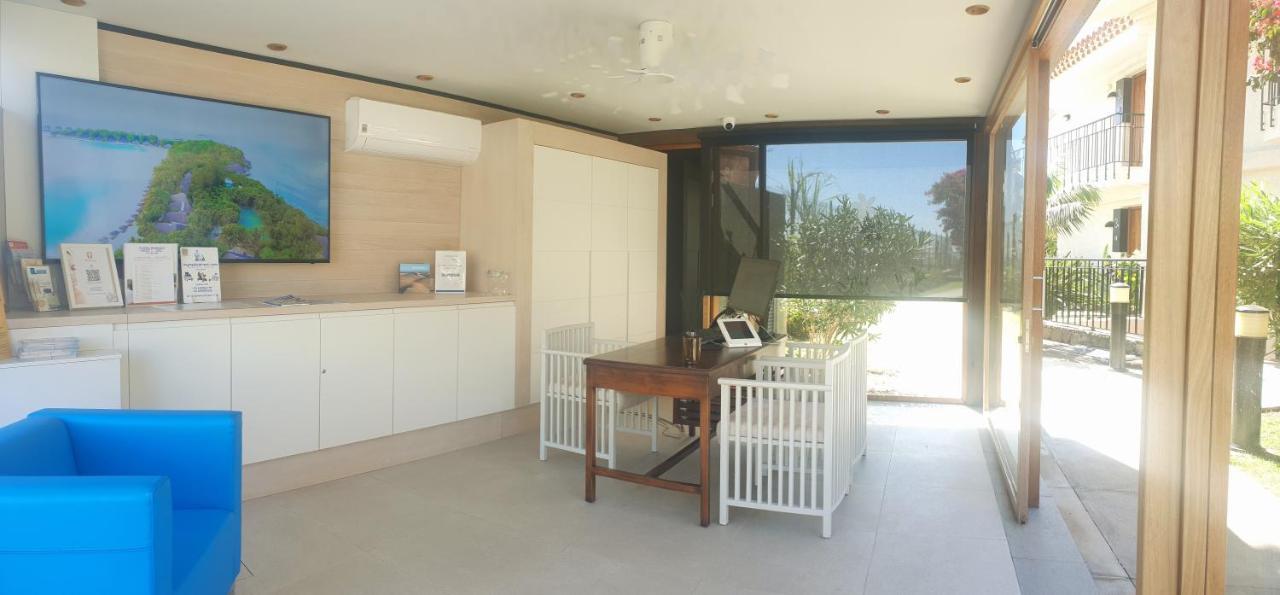 Apartamentos Casas Carmen - Adults Only Playa del Inglés Eksteriør bilde